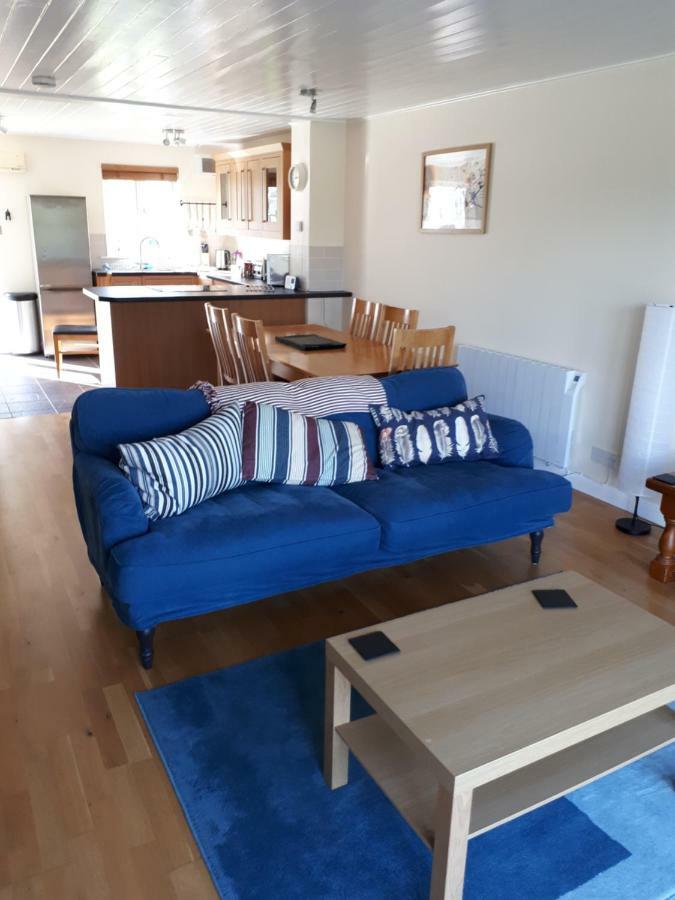 Nyhavn Lakeside Cottage ไซเร็นเซสเตอร์ ภายนอก รูปภาพ