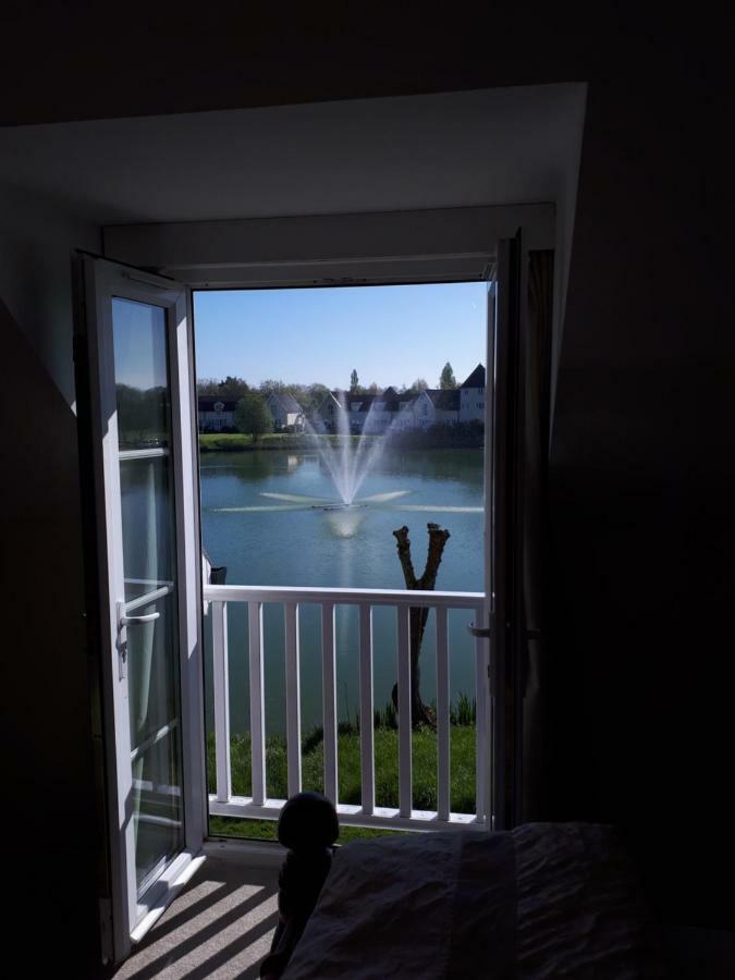 Nyhavn Lakeside Cottage ไซเร็นเซสเตอร์ ภายนอก รูปภาพ